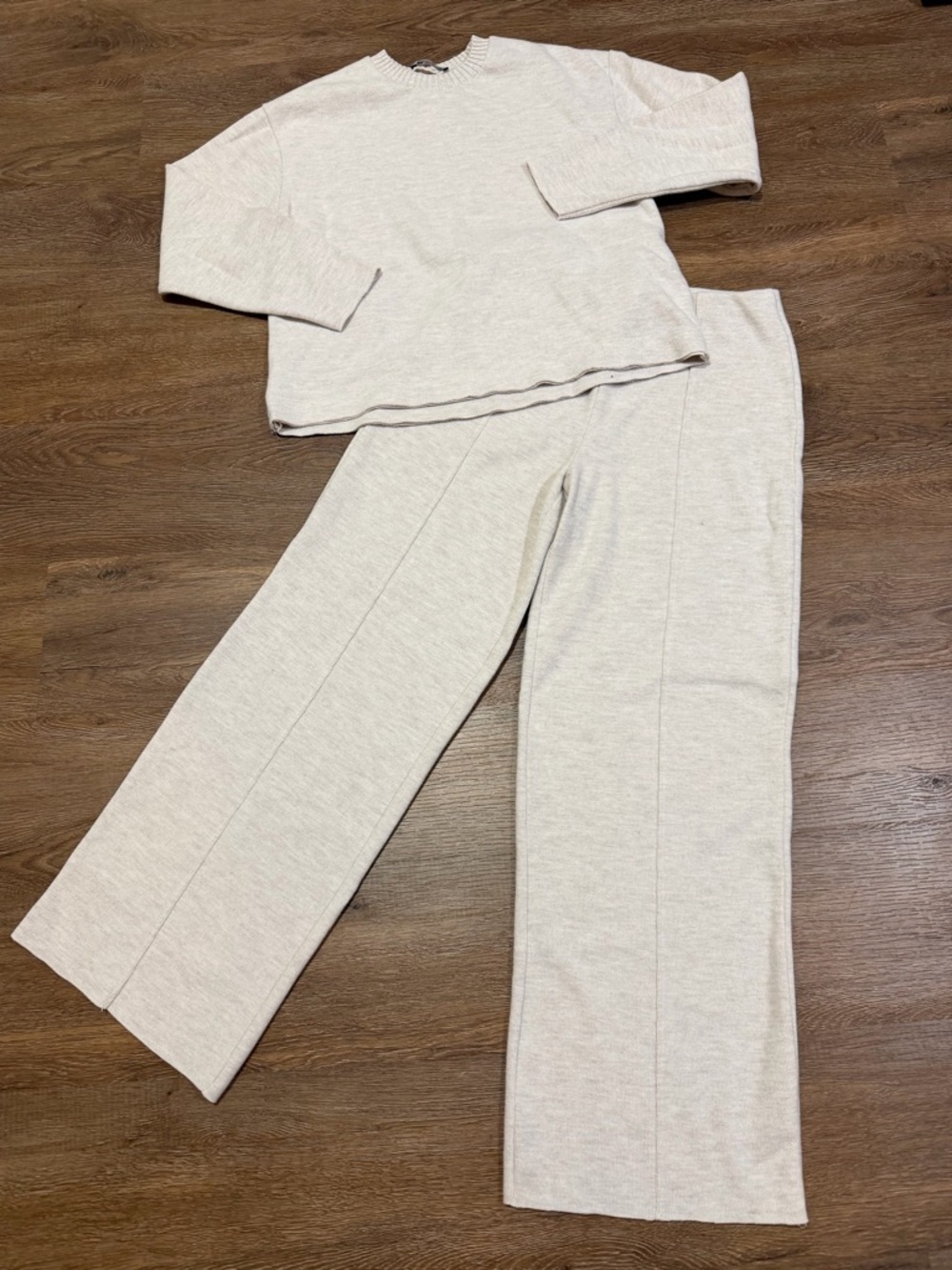 Relaxed Wide-Leg Pants - Cream